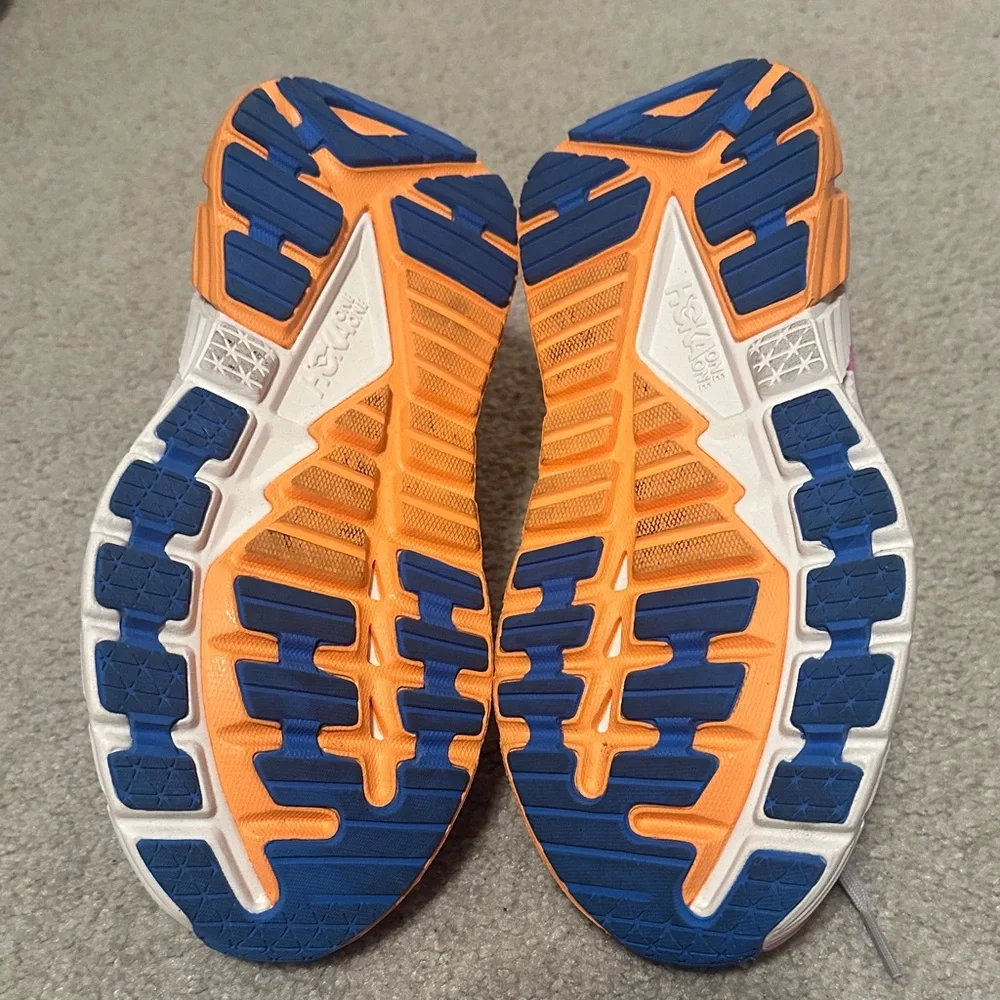Hoka Shoes Women’s Shoe Size 8B - Picture 4 of 5